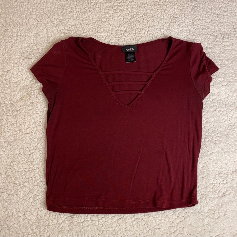 ❤️ RUE 21 CUTE CROP TOP ❤️